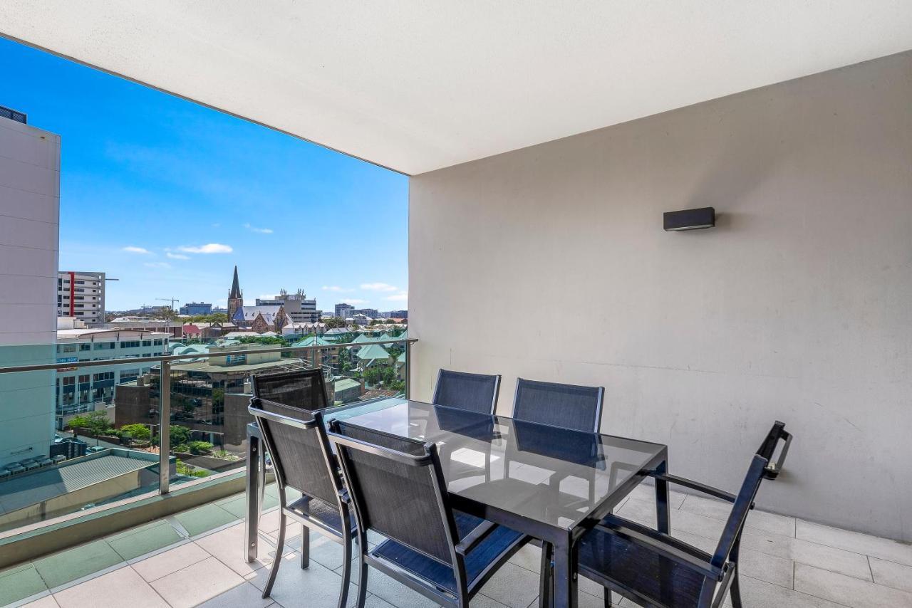Quattro On Astor Apartments Brisbane By Restt Exterior foto